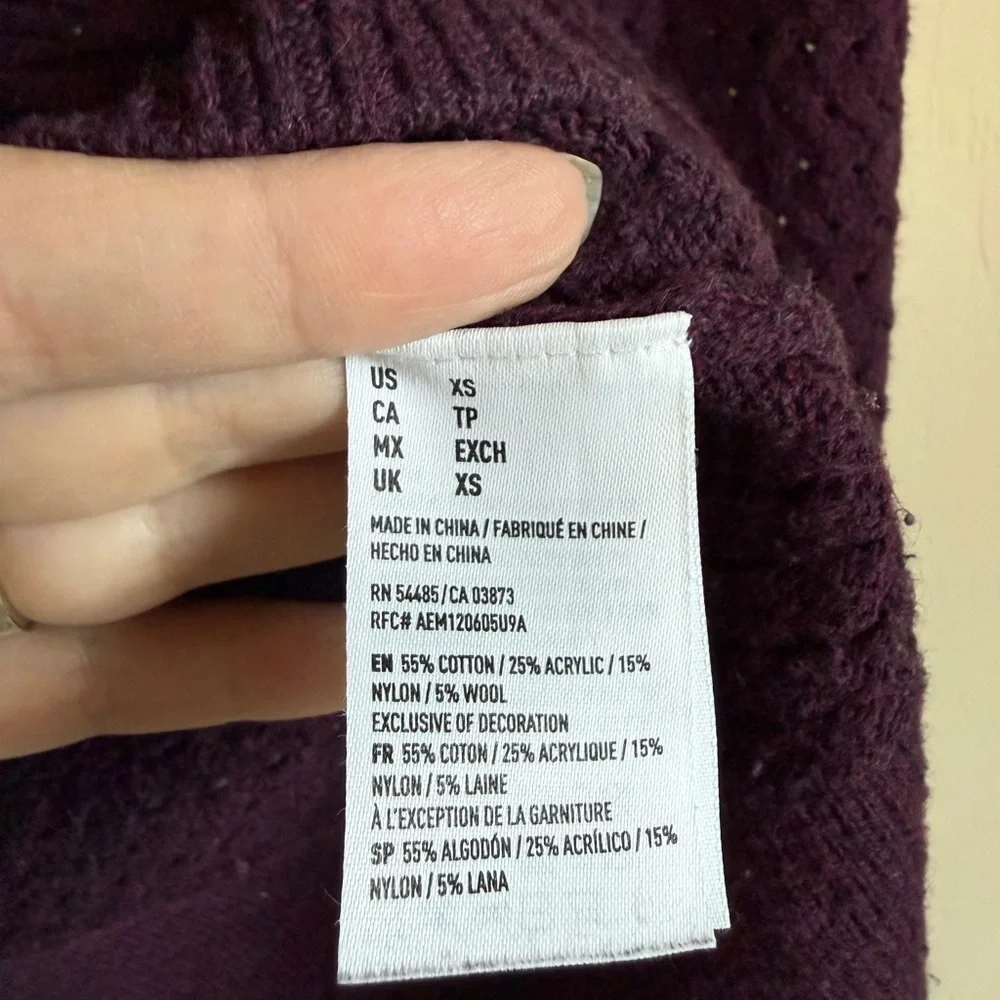 American Eagle Plum Open Knit Y2K form fit Purple Sweater